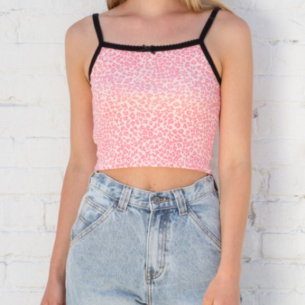 Brandy Melville pink cheetah Belle tank BNWT 💗